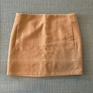 Wool J Crew skirt with pockets!